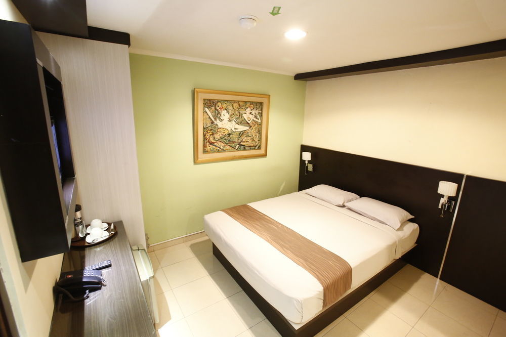 Reddoorz Plus @ Karet Setiabudi Jakarta Exterior foto