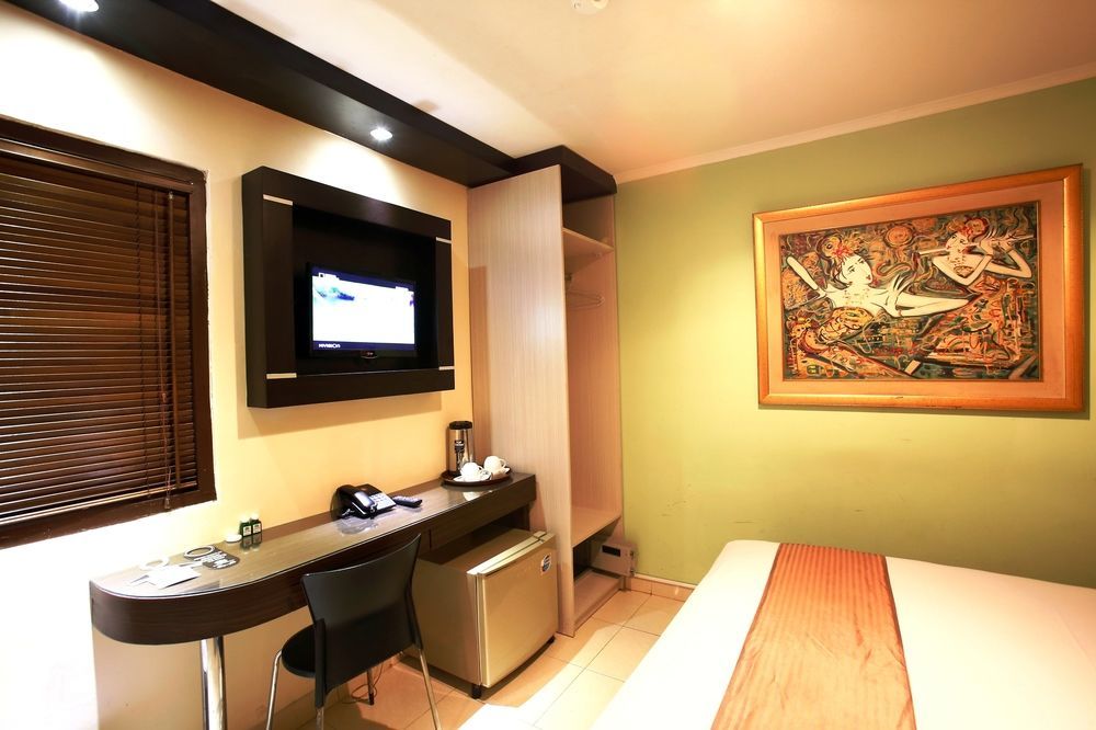 Reddoorz Plus @ Karet Setiabudi Jakarta Exterior foto